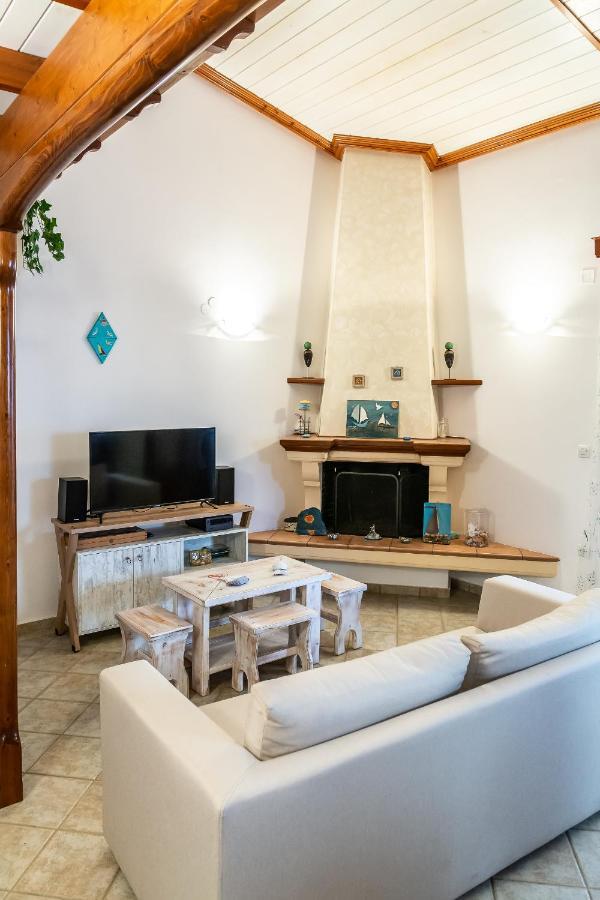 Papadogiannopoulos House آيجيون المظهر الخارجي الصورة